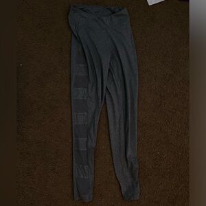 gray leggings
